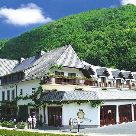 Moselhotel Waldeck 3* ブルゲン